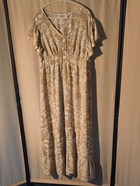 NWOT Inner Circle Patterned Maxi Dress with Button Front Size XL